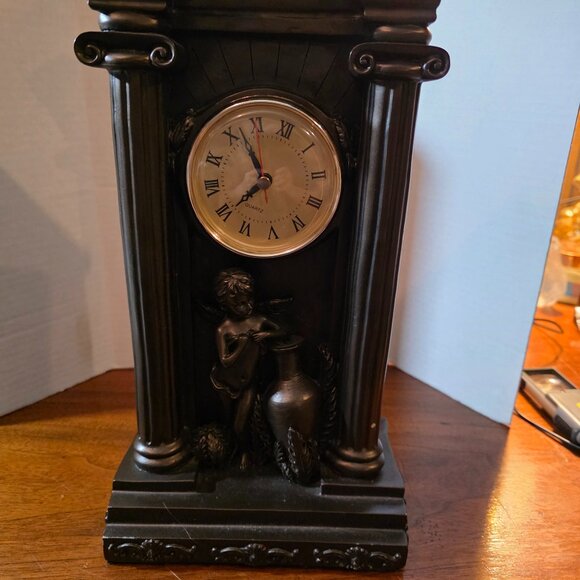 VINTAGE QUARTZ FIGURAL CLOCK ANGEL STANDING BESIDE LARGE BASKET ALL BRONZE - Picture 1 of 4